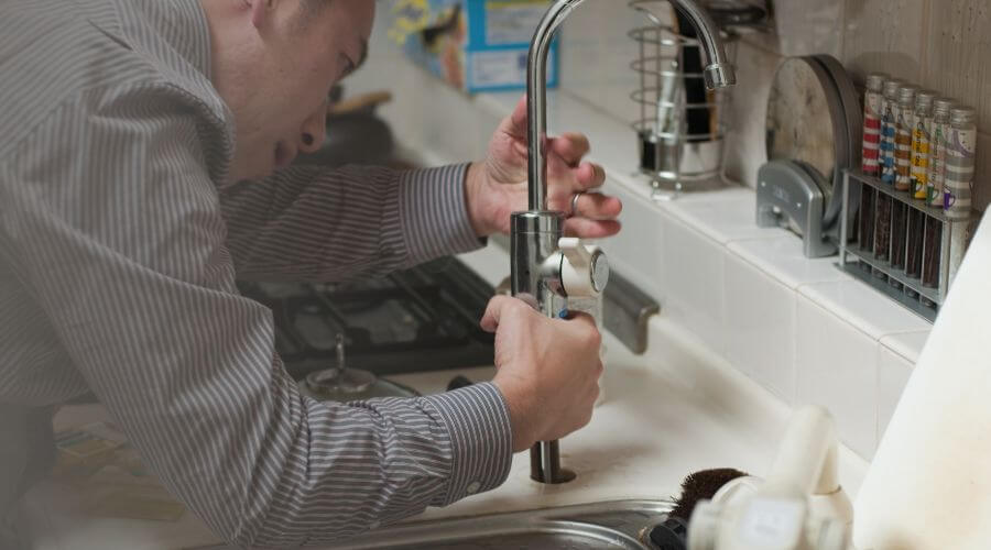 Professional expert plumbing services in Fowler, IN